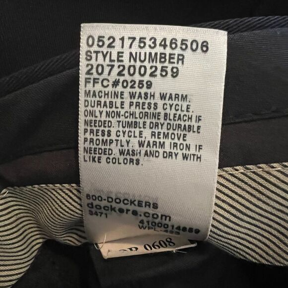 Dockers Premium Men's Size W34 L31 Black Relaxed Fit Business Casual Pants - Picture 4 of 12